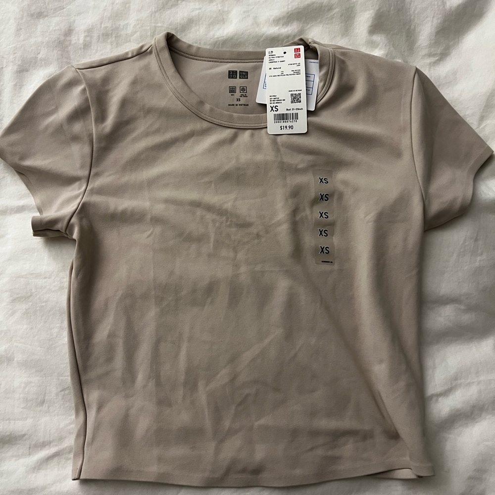 Uniqlo Beige XS T-Shirt